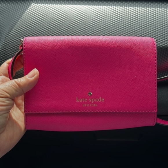 NWOT Kate Spade New York Hot Pink Crossbody - Picture 4 of 6